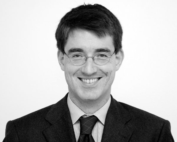 Portraitfoto Prof. Tilman Brück